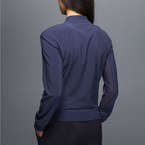 Lululemon Noir Jacket Cadet Blue Size 4